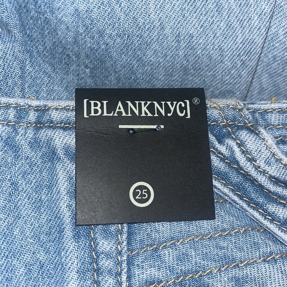 STEAL THE SHOW JEAN - Picture 7 of 7